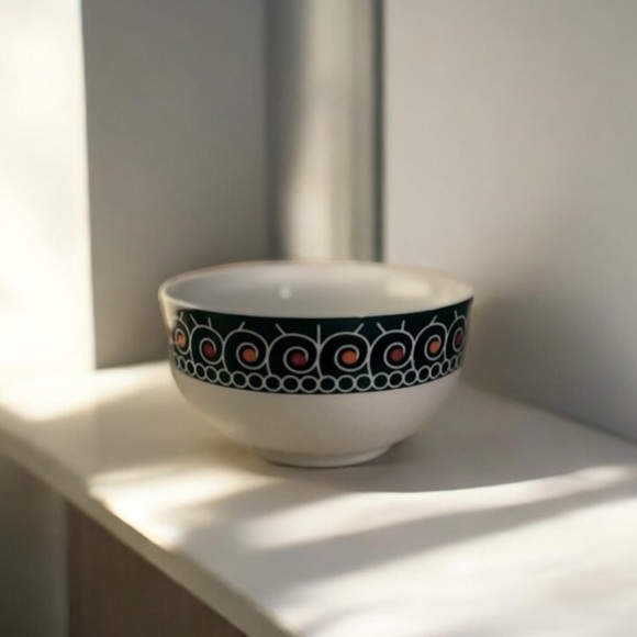 🧟 Mandala Catch-All Dish - Picture 1 of 4